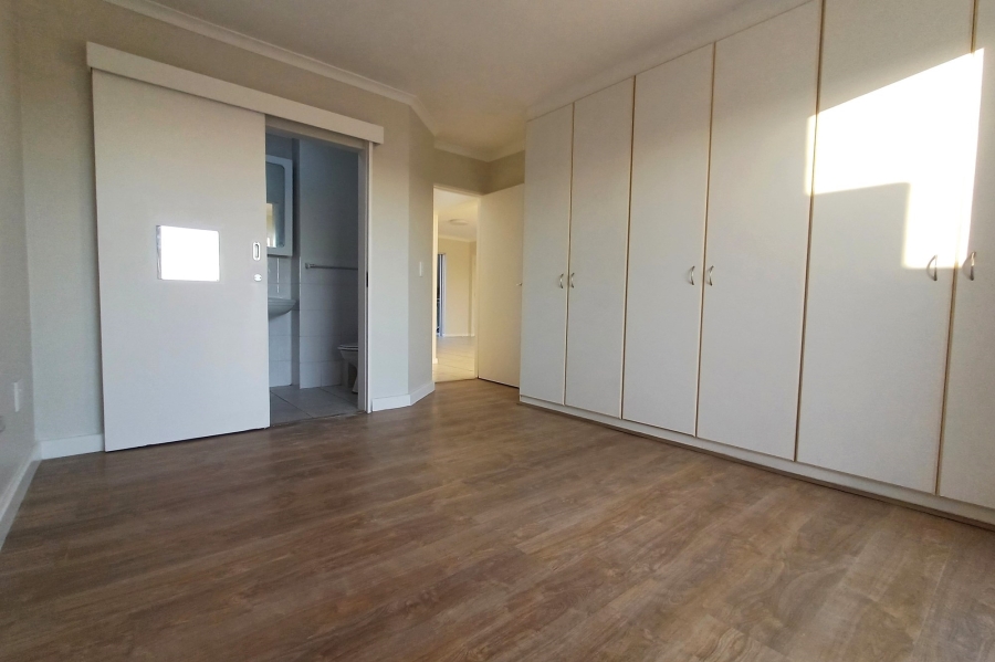 To Let 2 Bedroom Property for Rent in Royal Ascot Western Cape